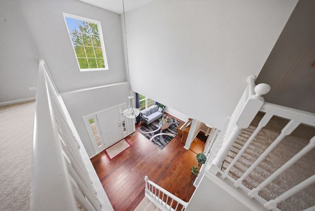 2546 W Autumn Drive, Round Lake, IL 60073