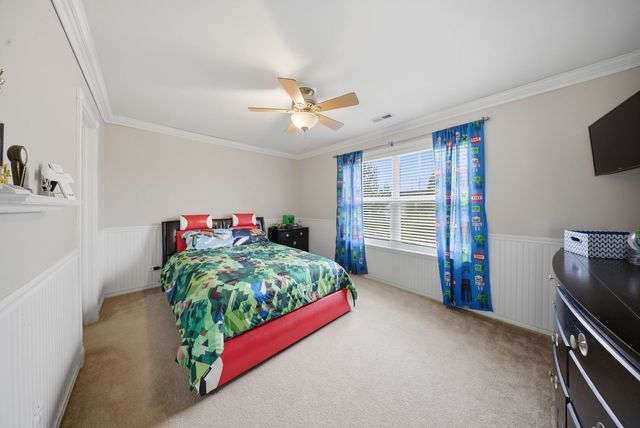 2546 W Autumn Drive, Round Lake, IL 60073