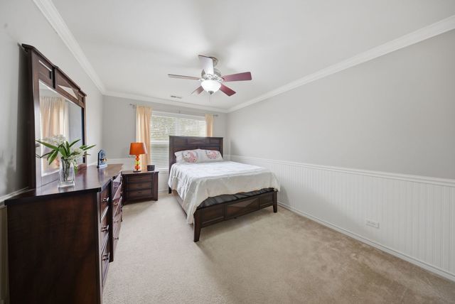 2546 W Autumn Drive, Round Lake, IL 60073