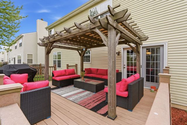 2546 W Autumn Drive, Round Lake, IL 60073