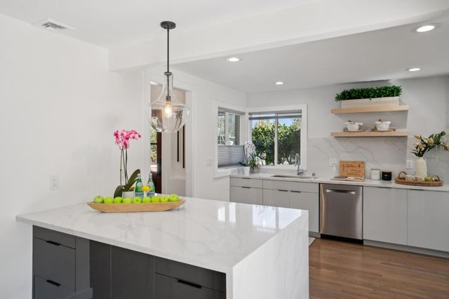 637 S Baywood Avenue, San Jose, CA 95128