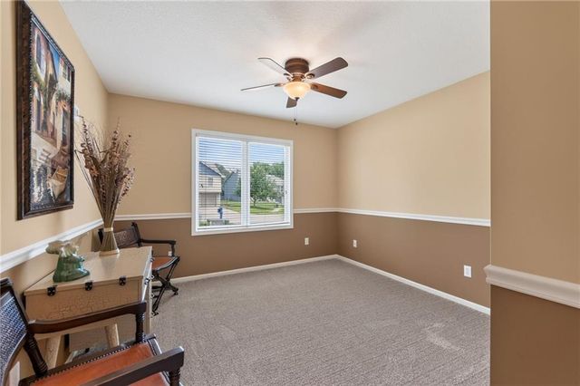 2301 Woodland Circle, Kearney, MO 64060