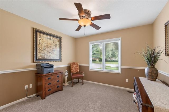 2301 Woodland Circle, Kearney, MO 64060