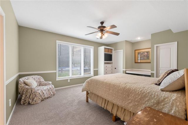 2301 Woodland Circle, Kearney, MO 64060