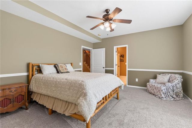 2301 Woodland Circle, Kearney, MO 64060