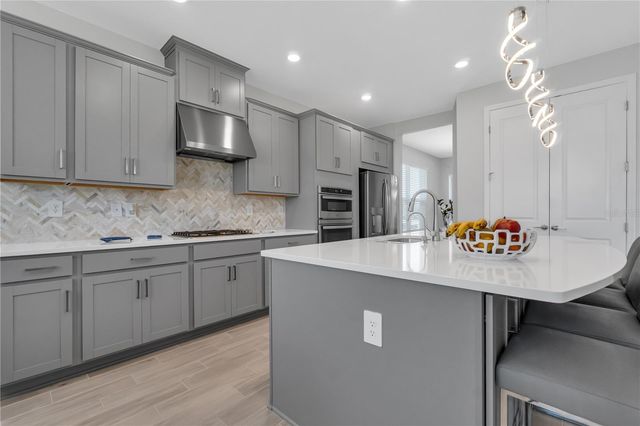 2845 HIGH POINTE STREET, Clermont, FL 34711