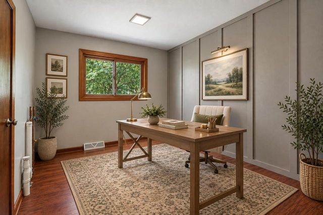 1830 Davis LANE, Waukesha, WI 53189