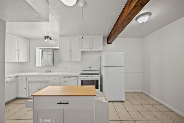 22647 Margarita Drive, Woodland Hills, CA 91364