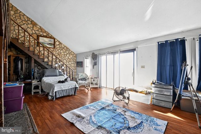 114 DELAWARE AVE, Fortescue, NJ 08321