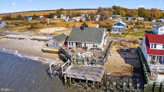 114 DELAWARE AVE, Fortescue, NJ 08321