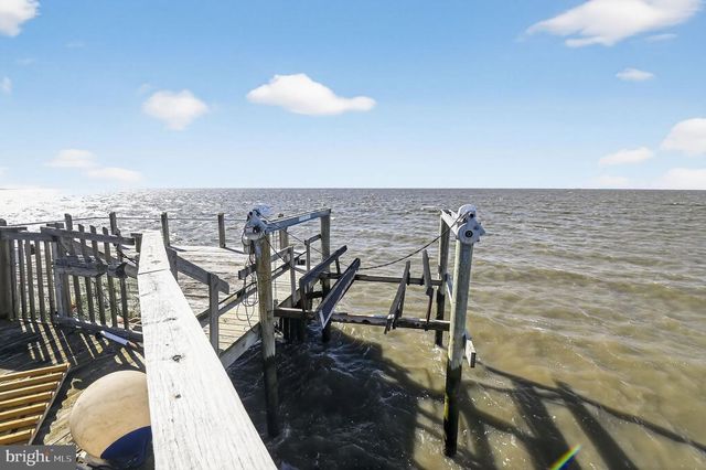 114 DELAWARE AVE, Fortescue, NJ 08321