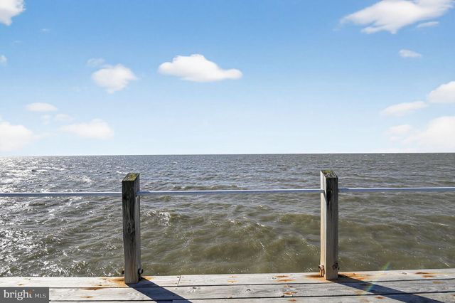 114 DELAWARE AVE, Fortescue, NJ 08321