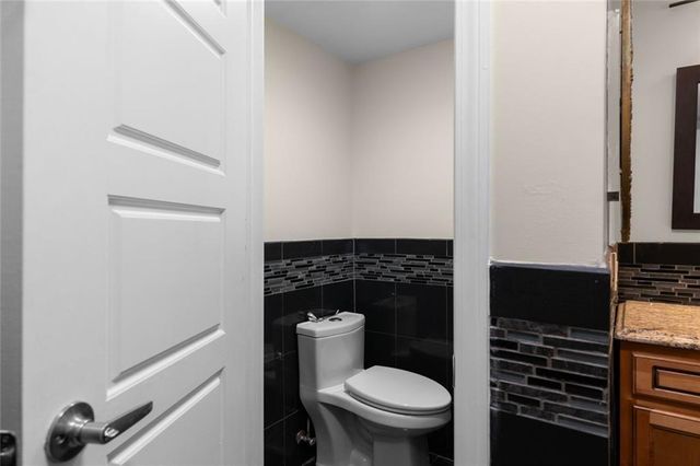 212 Kings Row, Marietta, GA 30067