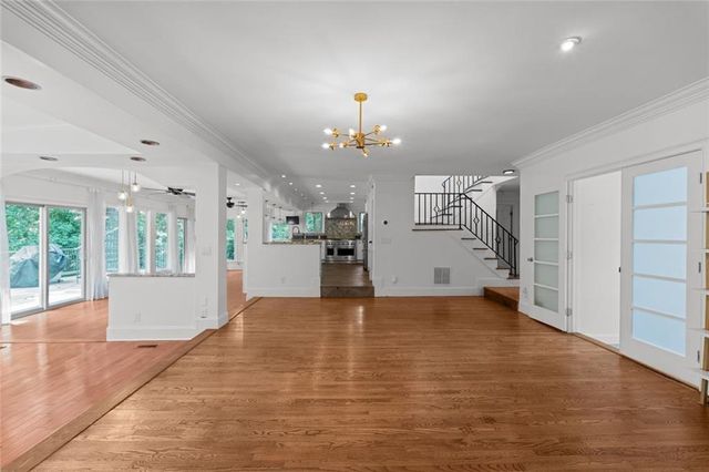 212 Kings Row, Marietta, GA 30067