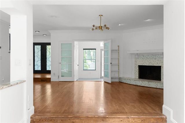 212 Kings Row, Marietta, GA 30067