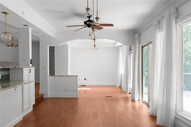 212 Kings Row, Marietta, GA 30067