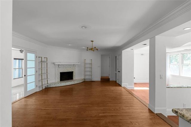 212 Kings Row, Marietta, GA 30067