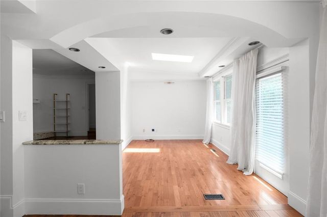 212 Kings Row, Marietta, GA 30067