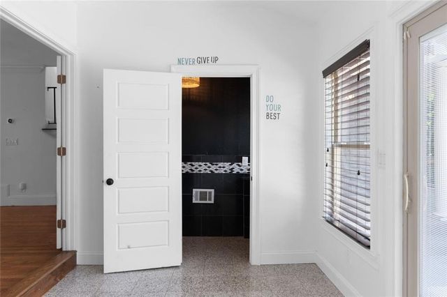 212 Kings Row, Marietta, GA 30067