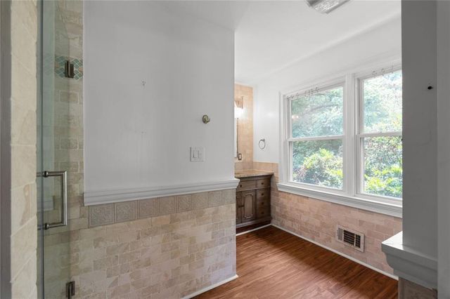 212 Kings Row, Marietta, GA 30067