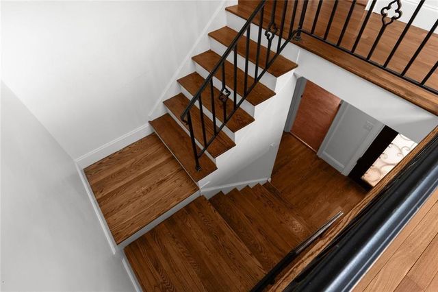 212 Kings Row, Marietta, GA 30067