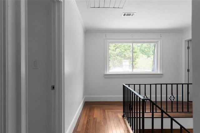 212 Kings Row, Marietta, GA 30067