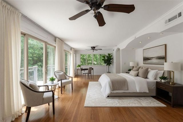 212 Kings Row, Marietta, GA 30067