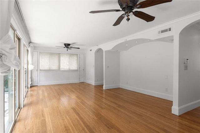 212 Kings Row, Marietta, GA 30067