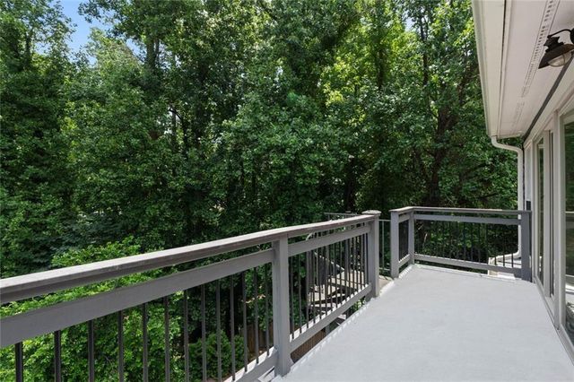 212 Kings Row, Marietta, GA 30067