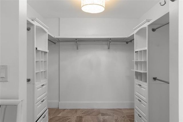 212 Kings Row, Marietta, GA 30067