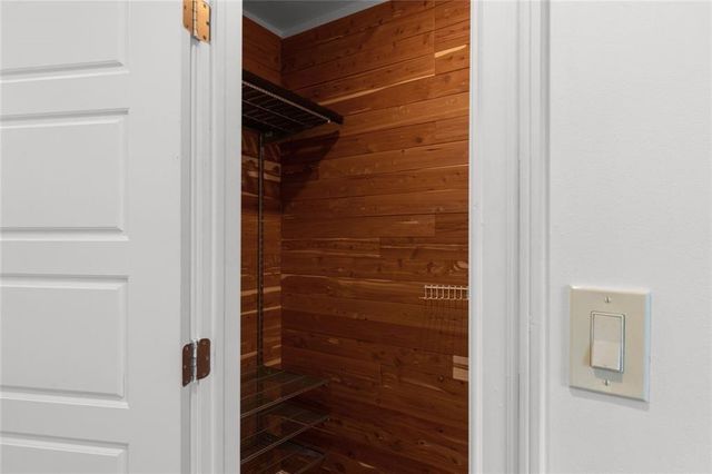 212 Kings Row, Marietta, GA 30067