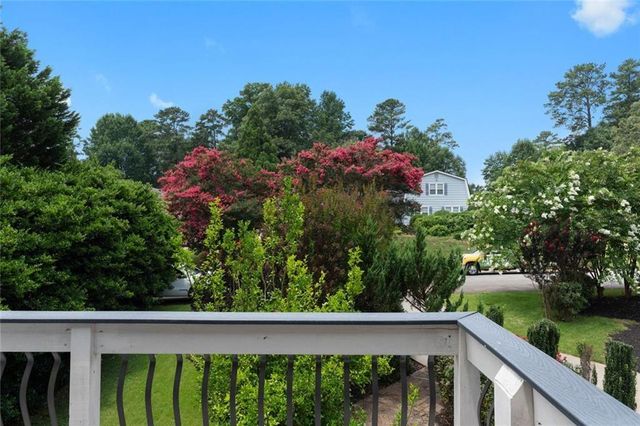 212 Kings Row, Marietta, GA 30067