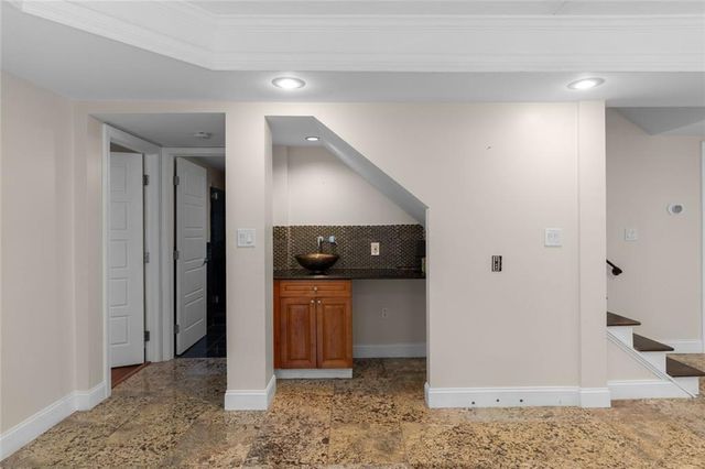 212 Kings Row, Marietta, GA 30067