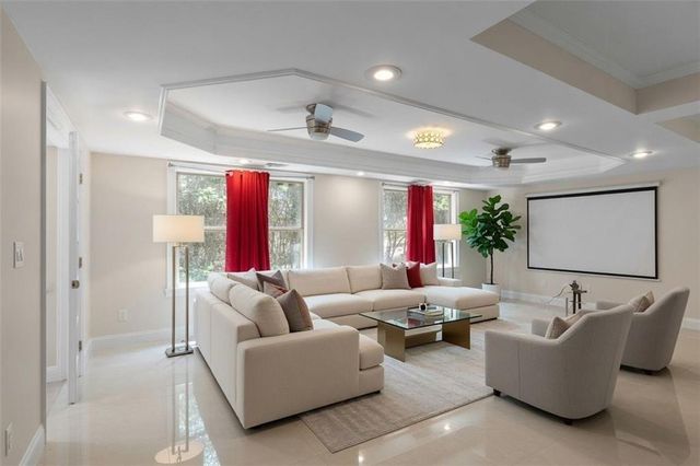 212 Kings Row, Marietta, GA 30067