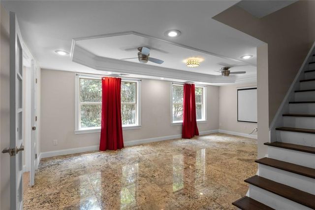 212 Kings Row, Marietta, GA 30067