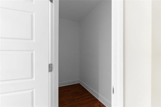 212 Kings Row, Marietta, GA 30067