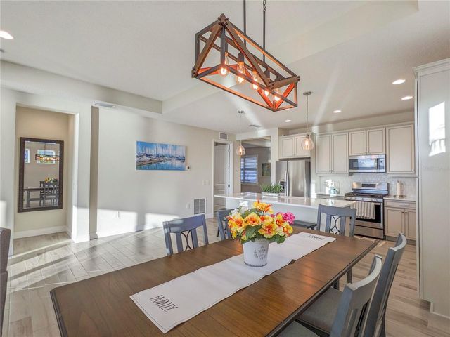 1045 CROSSWIND AVENUE, Sarasota, FL 34240