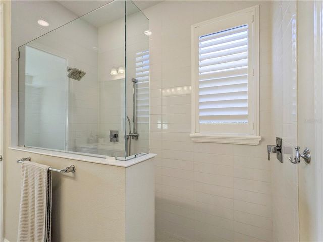 1045 CROSSWIND AVENUE, Sarasota, FL 34240