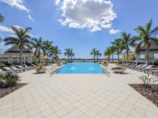 1045 CROSSWIND AVENUE, Sarasota, FL 34240