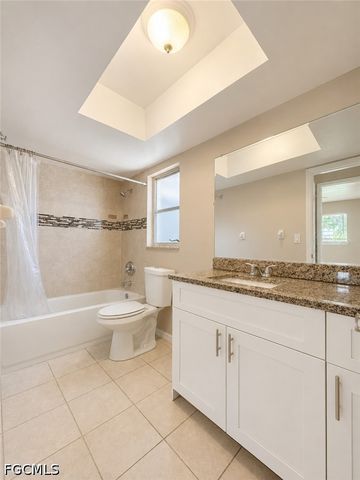 1107 SE 46th LN E, Cape Coral, FL 33904