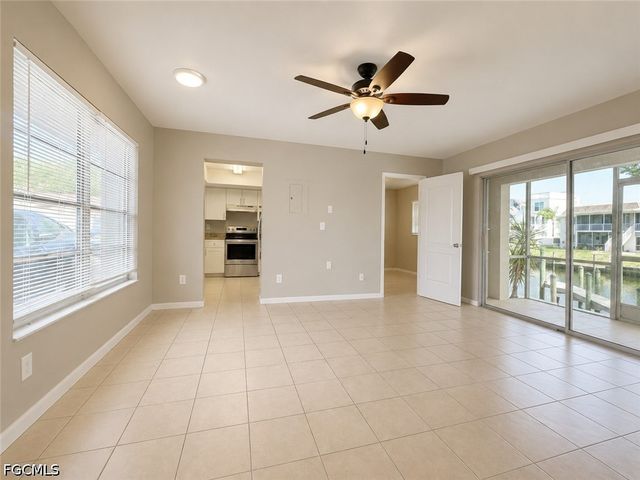 1107 SE 46th LN E, Cape Coral, FL 33904
