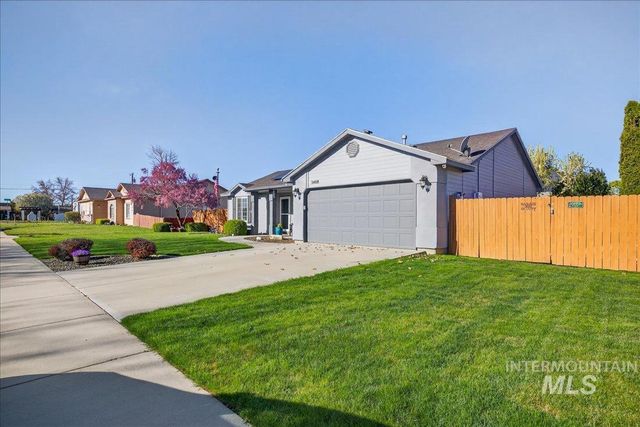 3408 S Michigan Ave, Caldwell, ID 83605