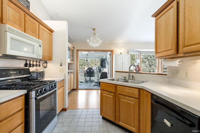 23775 Raber Court, Elkhart, IN 46517