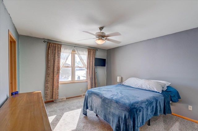 226 Bowlavard Avenue, Belleville, WI 53508