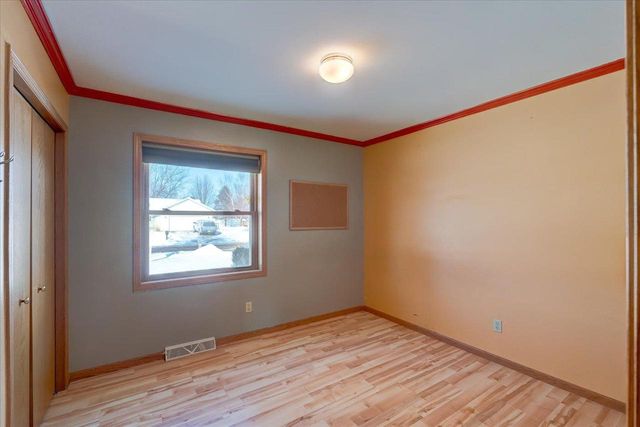 226 Bowlavard Avenue, Belleville, WI 53508