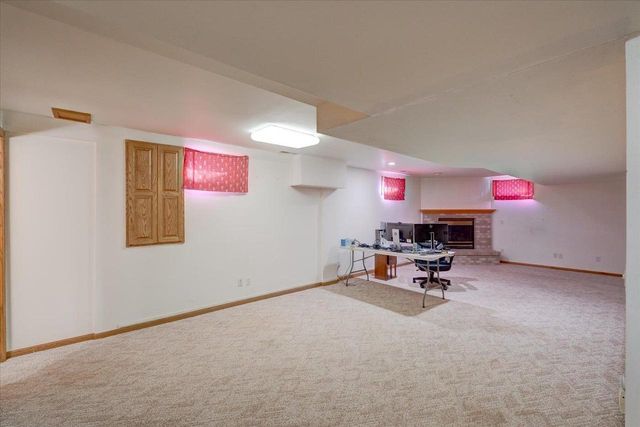 226 Bowlavard Avenue, Belleville, WI 53508