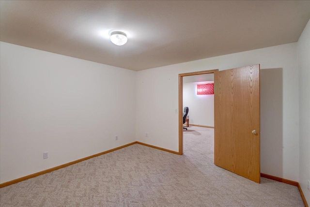 226 Bowlavard Avenue, Belleville, WI 53508