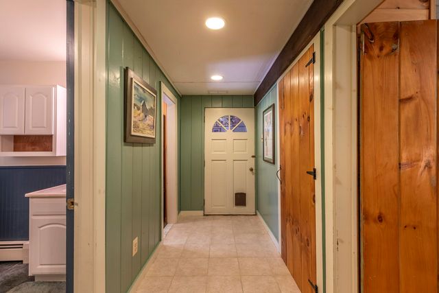 112 Robin Hill Road, Townshend, VT 05353