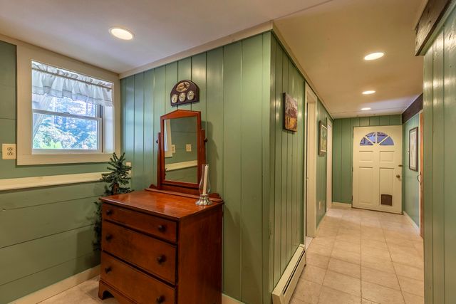 112 Robin Hill Road, Townshend, VT 05353
