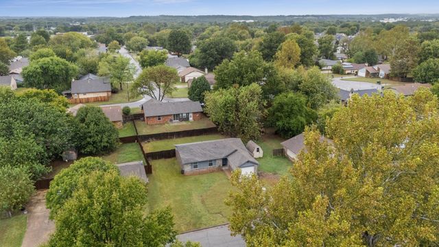 14004 S Poplar Street, Glenpool, OK 74033